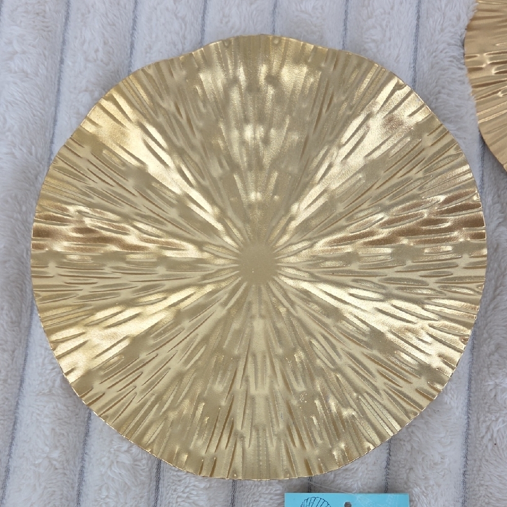 Radiant Gold Textured Shell Wall Art Set - Picture 4 of 7